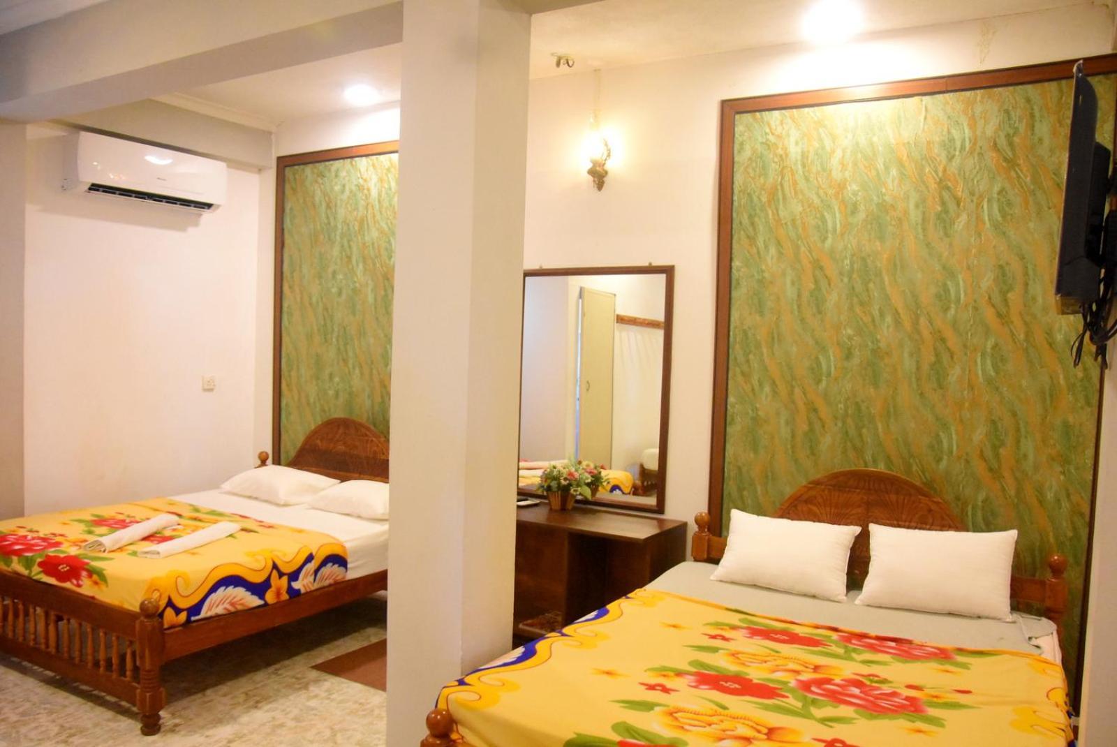 Meera Homestay & Guest House Anuradhapura Exteriör bild